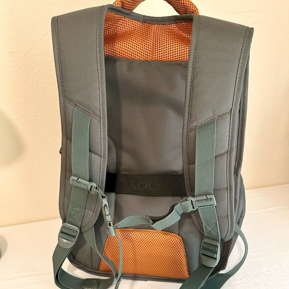 Lole Quilted Backpack Fits Up to 17" Laptop Green Padded Back Shoulder NWOT - Picture 12 of 16